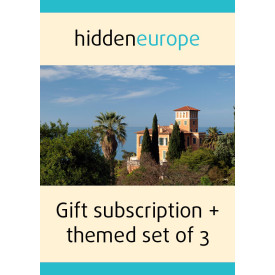 1 year gift subscription + themed set of 3 issues